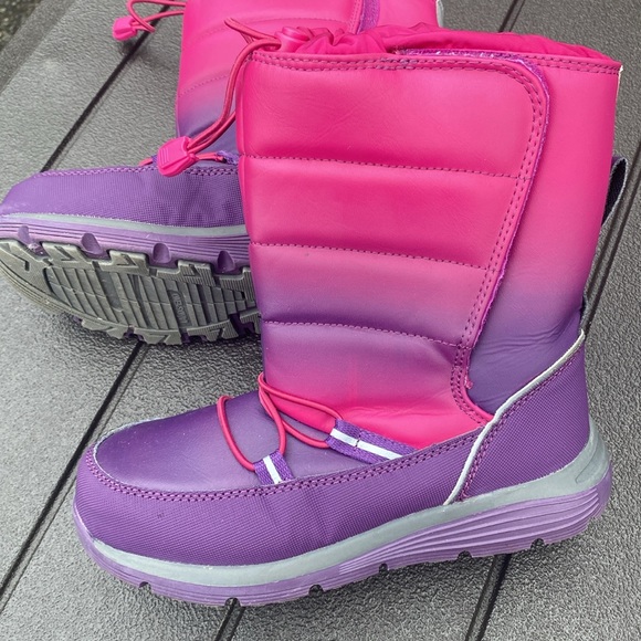 NWT - LANDS’ END Kids Snow Flurry Insulated Winter Boots in Winter Violet Ombré - Picture 1 of 7